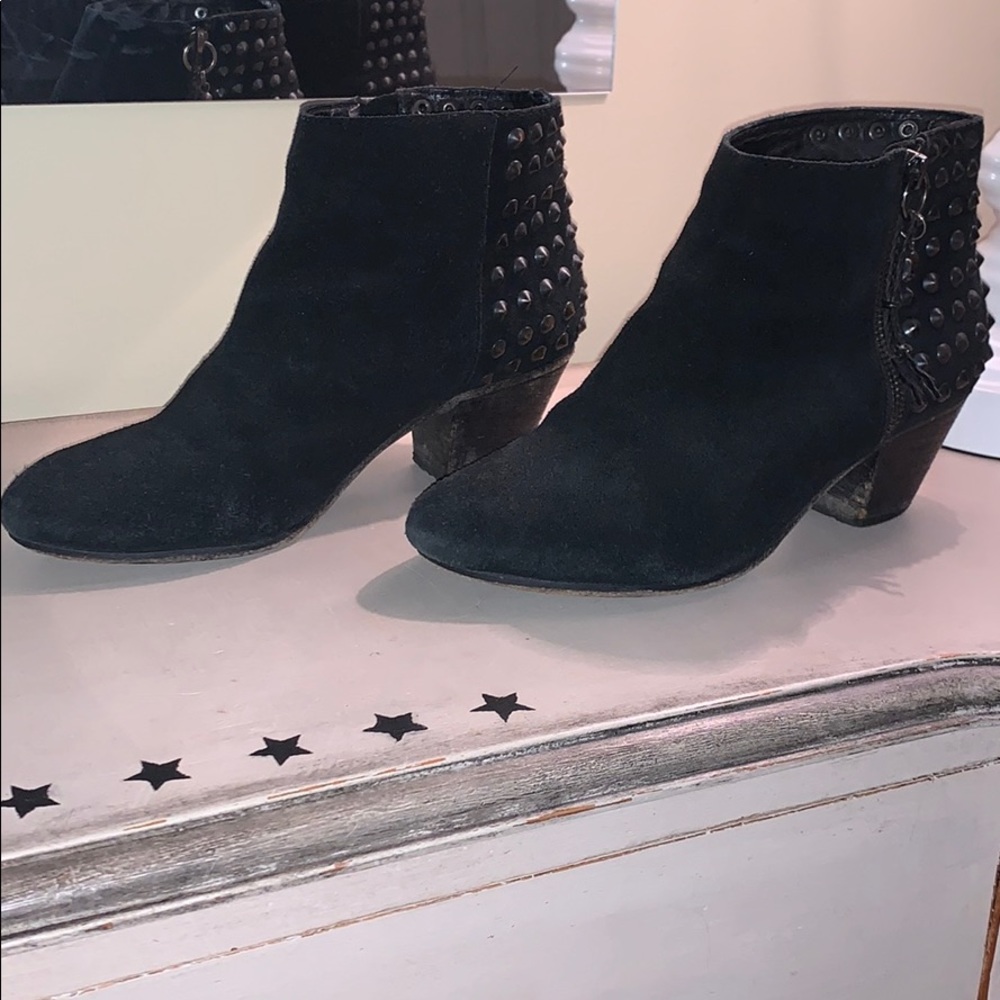 Ash booties